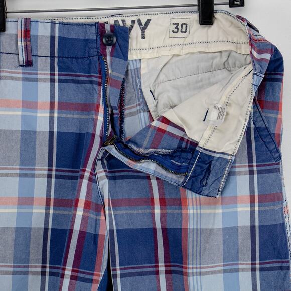 Men’s Plaid Shorts Red White & Blue 90s Americana Long Relaxed Fit | Old Navy 30 - Picture 7 of 12